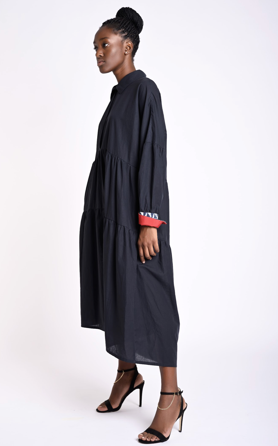 Flowy dress with printed high-waisted cloth belt